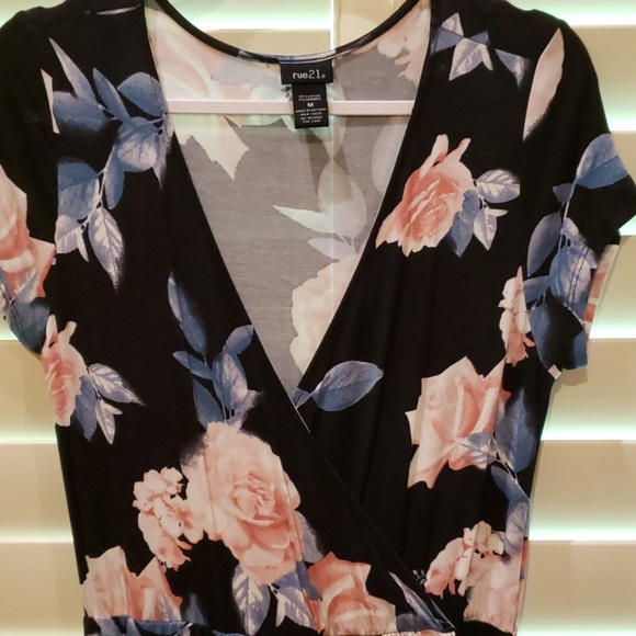 Rue 21 Wrap Dress - Picture 2 of 6